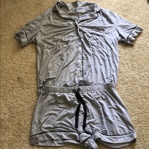 Victoria’s Secret Gray Jersey Short Sleeve Pajama Set Sz Small